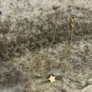Delicate Gold Star Bracelet for Women
